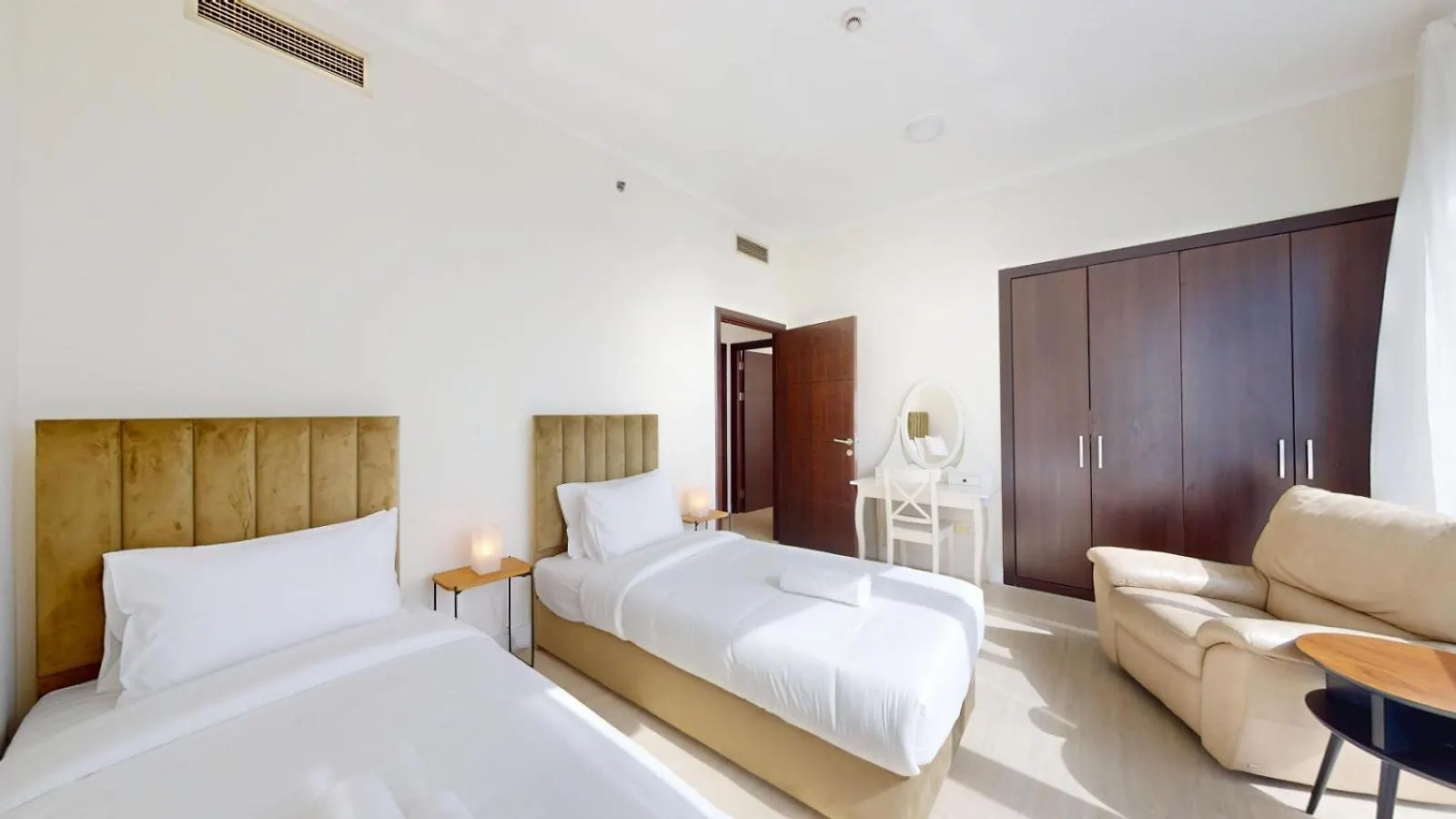 Torch Tower - Minimalistic Two Bed With City Views Dubai United Arab Emirates