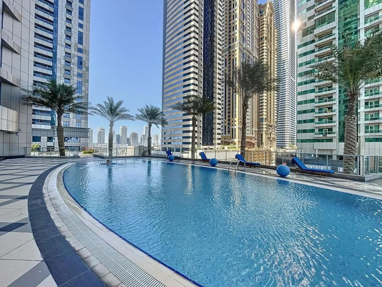 Torch Tower - Minimalistic Two Bed With City Views Dubai Apartment
